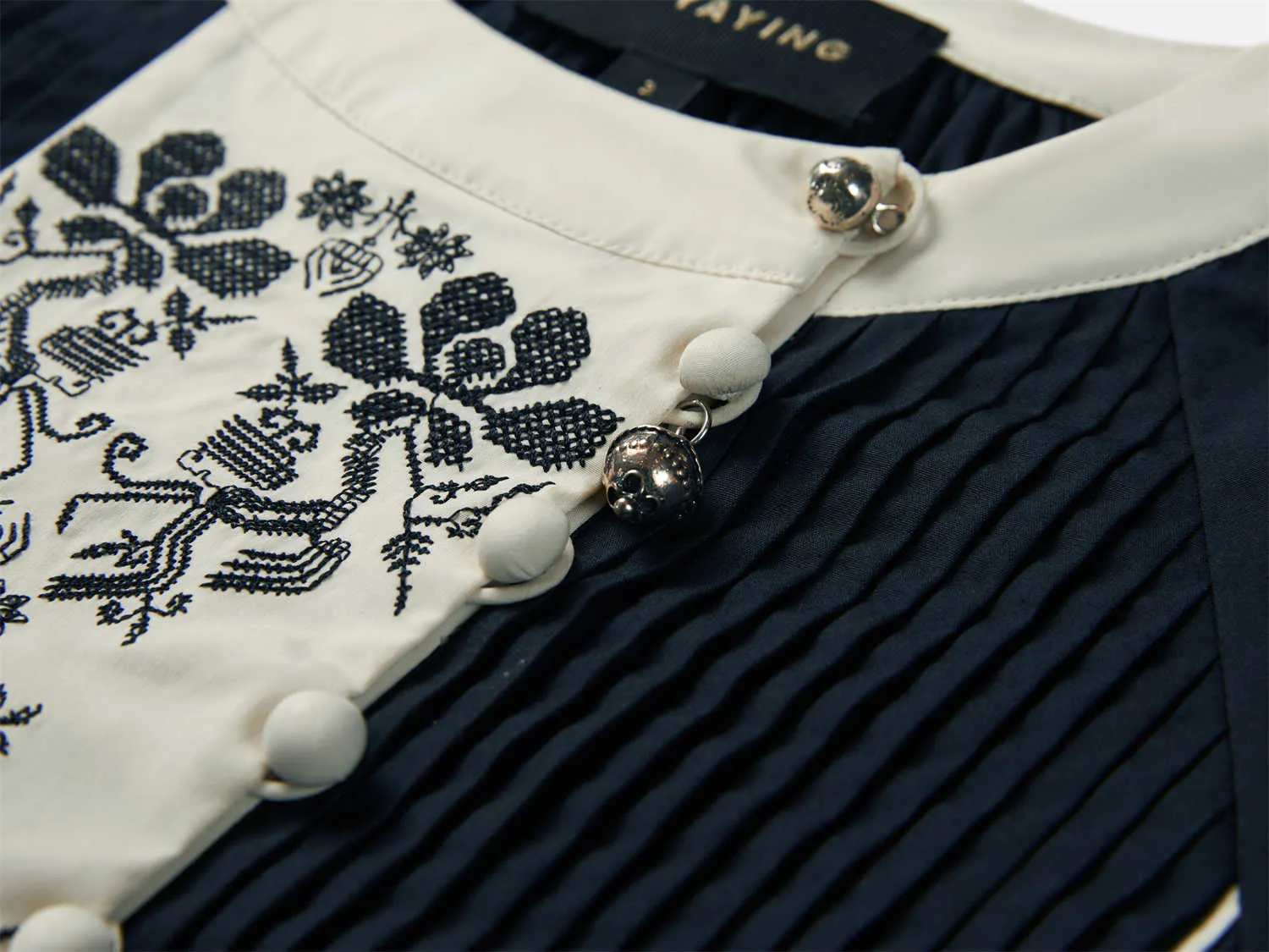 EP YAYING Chinese-style Embroidered Shirt